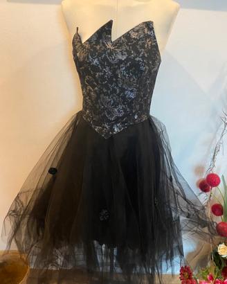 Abito con tulle
