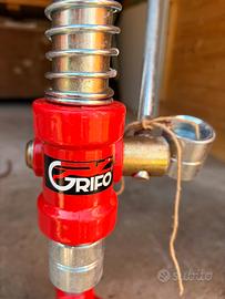 Tappatrice per bottiglie