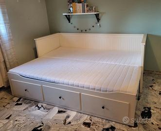 Letto Ikea Hemnes