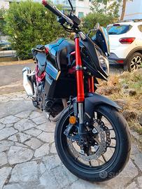 honda hornet 750 - 2024 15500 km