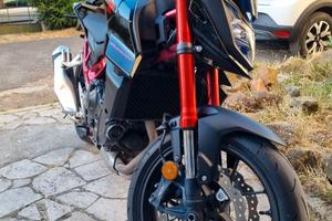 honda hornet 750 - 2024 15500 km