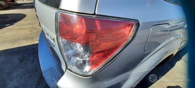 SUBARU FORESTER 2010 - STOP POSTERIORE DESTRO