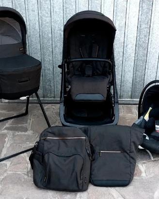 Trio Inglesina Aptica XT Darwin 2024 come nuovo