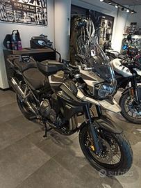 parabrezza "adventure " originale triumph t