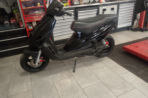 Malaguti phantom F12 50 2 t scooter