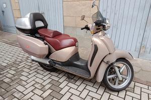 Aprilia scarabeo 125 