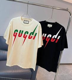 T-shirt gucci