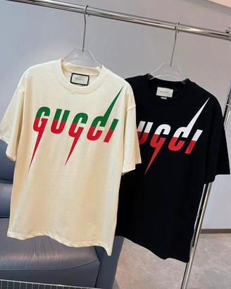 T-shirt gucci