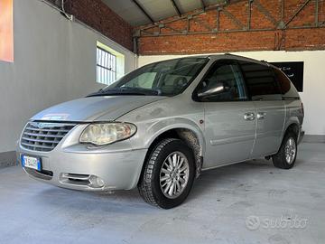 Chrysler Voyager Grand 2.8 CRD cat LX Auto