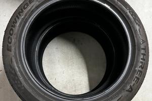 Pneumatici estivi quasi nuovi 235/50/19 - 4 pezzi