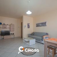 Teulada. Bilocale con posto auto, primo piano