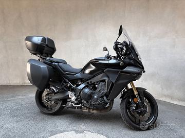Yamaha Tracer 9 GT triple black