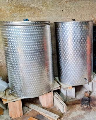 Botte in acciaio inox da 300lt.