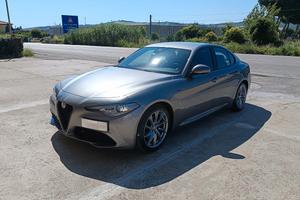 Alfa Romeo Giulia Sprint 2.2 Diesel 160 CV auto