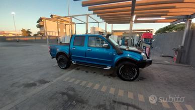 ISUZU D-Max 3.0 TD cat Crew Cab 4WD Pick-up LS