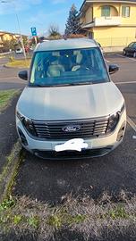 Ford Tourneo courier 2025 10000km