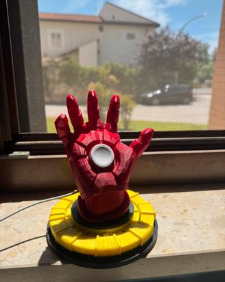 Caricabatterie apple watch  Iron Man