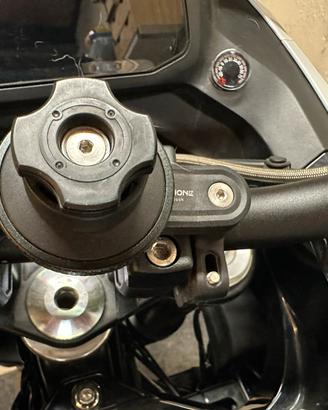 Supporto moto QUICLOX. +cover iphon14 pro max