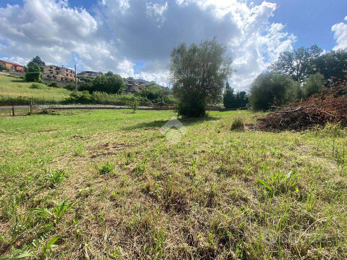 TERRENO A SANT'ANGELO ROMANO - Vista 4