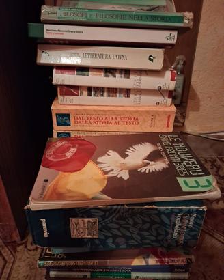 Libri di scuola superiore