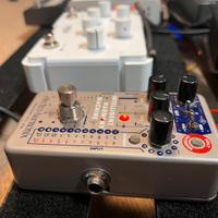 Electro-Harmonix Intelligent Harmony Machine (B-St