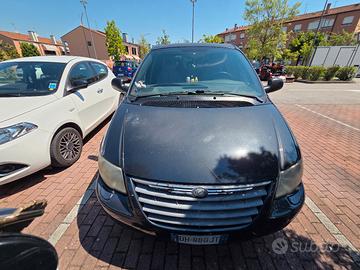 voyager chrysler