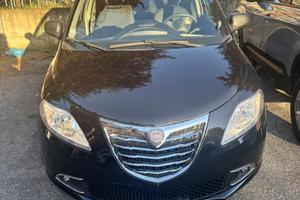 Lancia Y