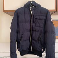 Moncler piumino corto con cappuccio uomo