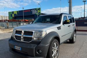 SUV  DODGE NITRO diesel