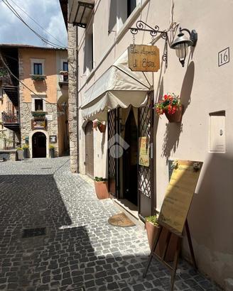 NEGOZIO A TAGLIACOZZO