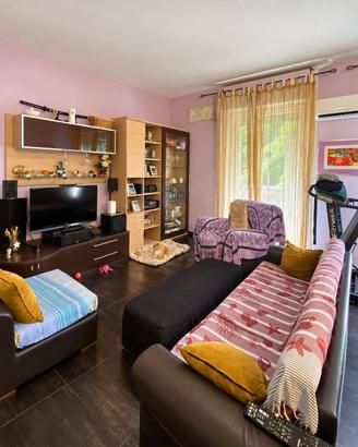 Appartamento di 100 m² con 3 locali a Prato