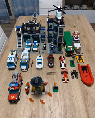 Lego city ( citta lego con vari set )