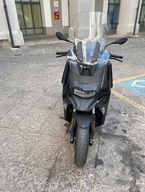 BMW C400X