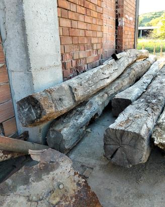 travi antiche in legno 