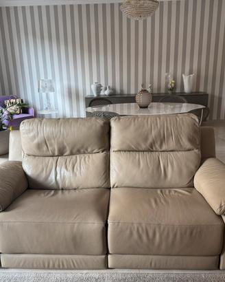 DIVANI IN PELLLE POLTRONE E SOFÀ