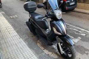 Beverly 350 Touring ST