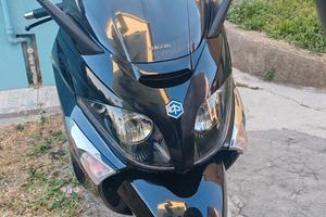 piaggio xevo 125