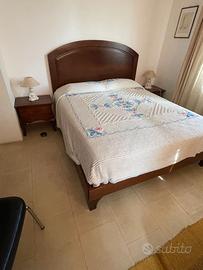 LETTO MATRIMONIALE CON COMODINI
