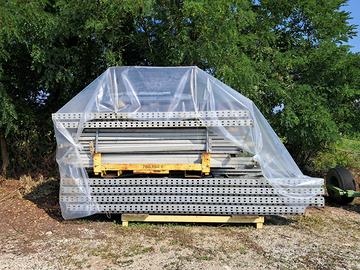 Scaffali componibili