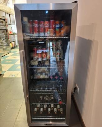 Vetrinetta Klarstein per bibite oppure vini 200L