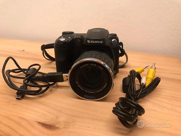 Fujifilm FinePix S5600
