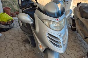 Kymco Grand Dink 150 anno 2002