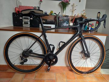 Giant TCR advance 2 2021 con ruote spada Blade 38