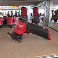 levigatrice m12 a delta Milwaukee