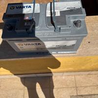 Batteria auto Varta 12V 80 Ah