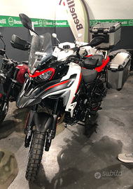 Benelli TRK 702 X   ago2024  4300km  kit 3 borse