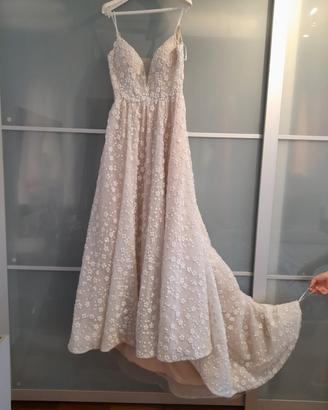 Abito da sposa nuovo 