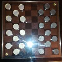 Gioco della dama in vetro firmato Leonardo vetri