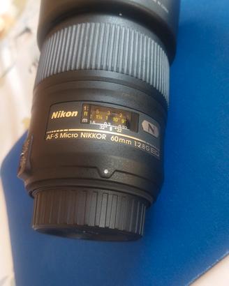 Nikon afs 60 micro f 2.8 G ed Vr