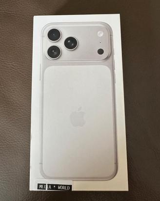 iPhone Pro Max 17 Silver 256 GB sigillato